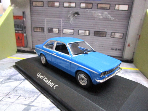 Opel kadett limousine - c,